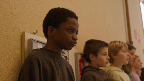 Still 'Ergens tussenin'